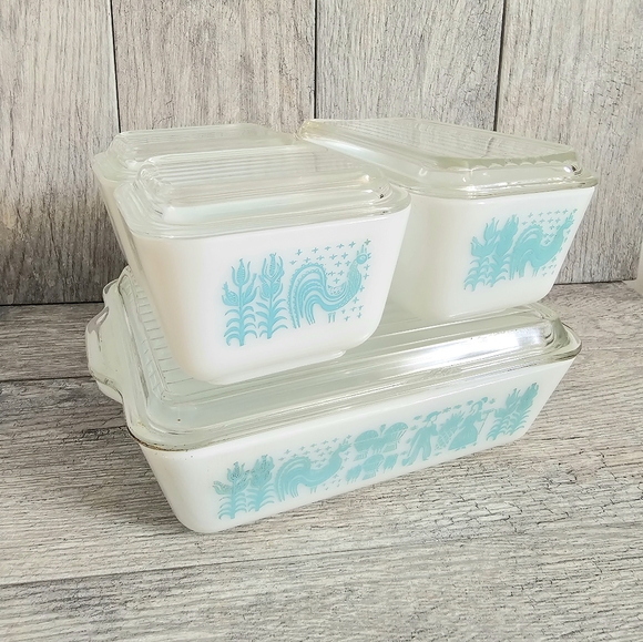 Pyrex Other - Pyrex Butterprint Turquoise Refrigerator Jar Set